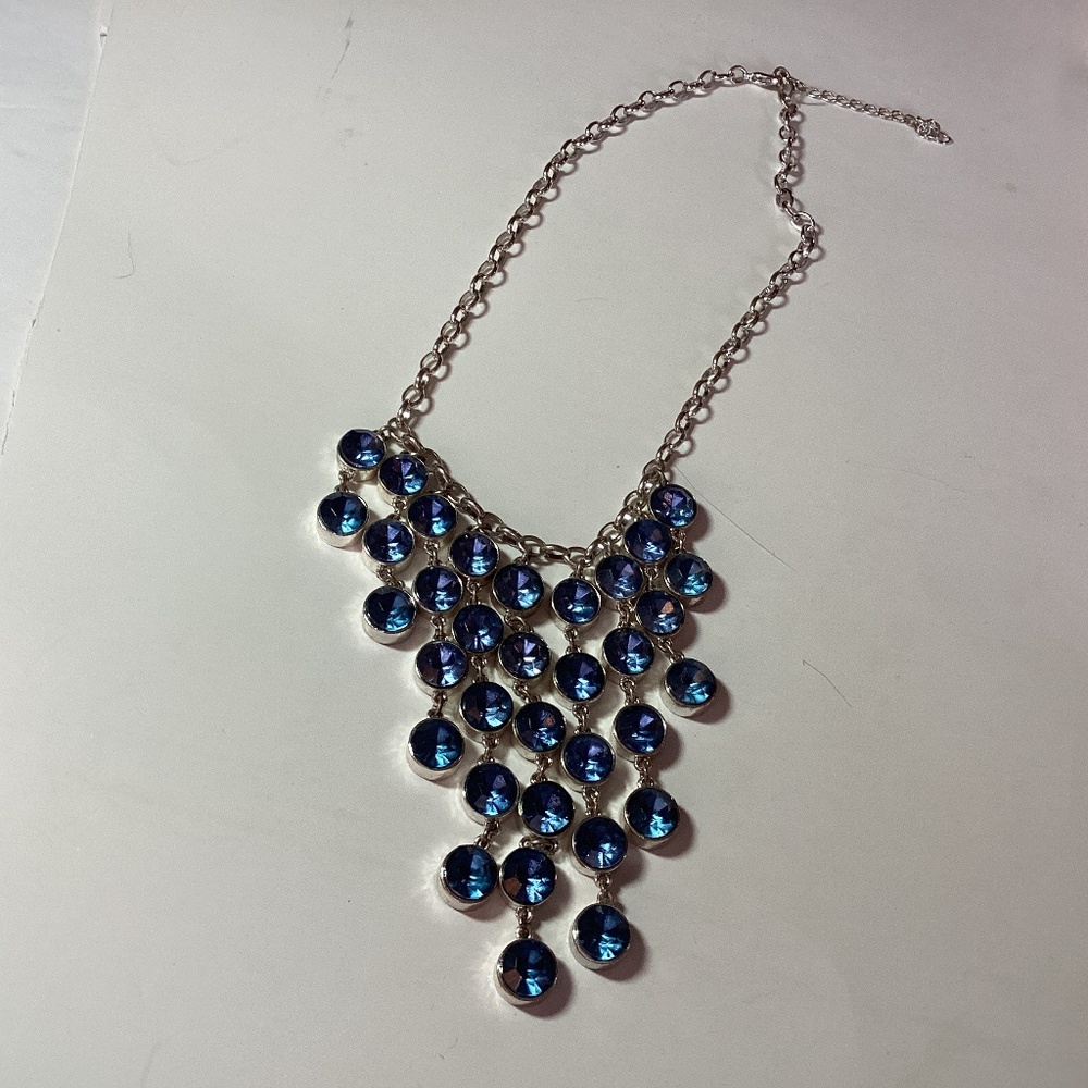 Blue glass pendent necklace